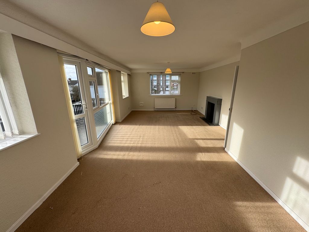 Property photo 2 of 14 Living Room