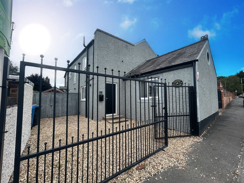 Property photo 1 of 32