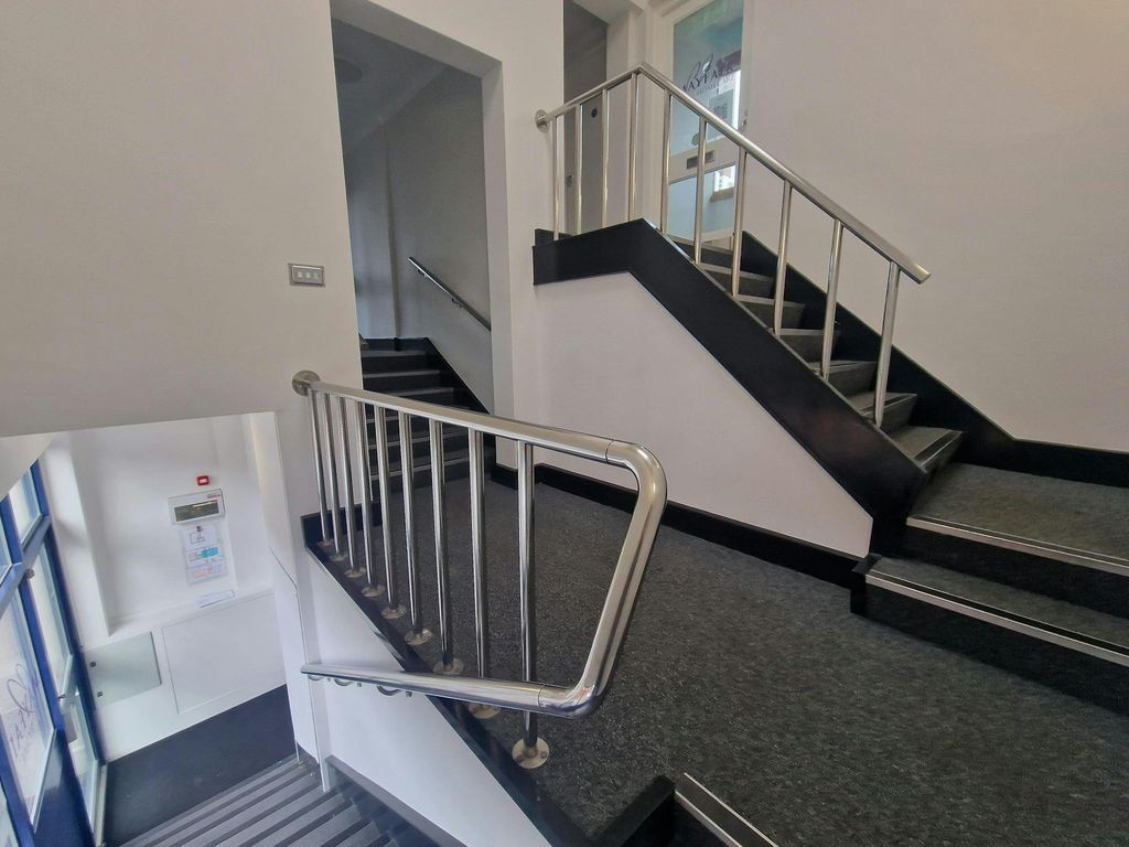 Property photo 3 of 8 20251027_120551.Jpg