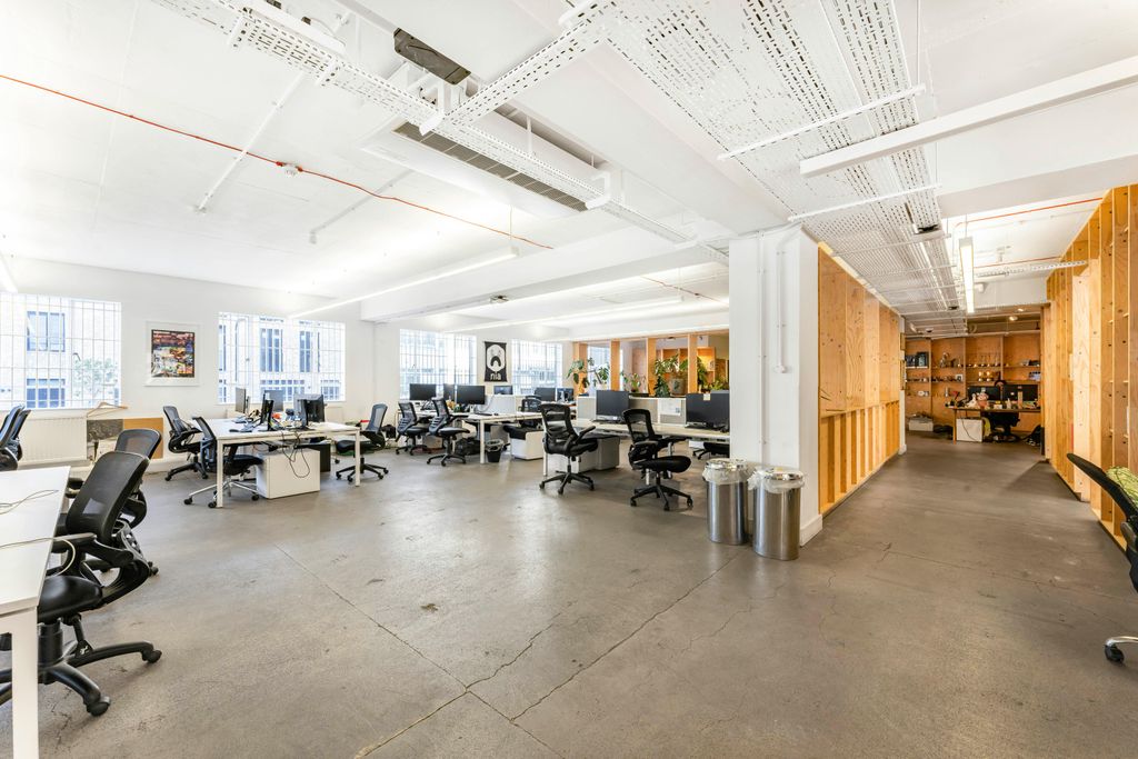 Property photo 1 of 42 36_39958.Jpg