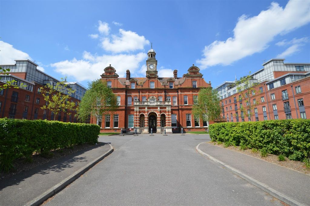 Property photo 1 of 6 3Kcf0m5R9Kaxmabedypryq.Jpg