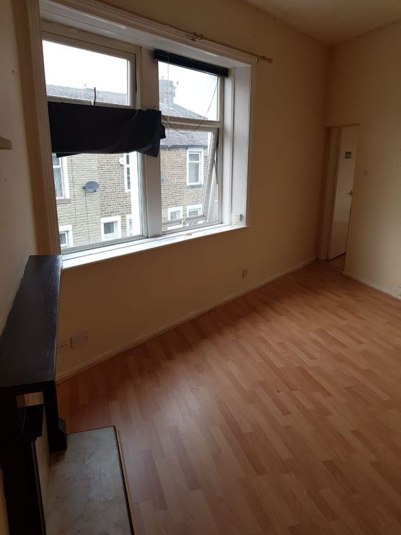 Property photo 1 of 4