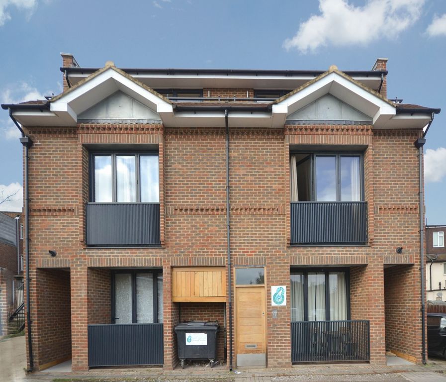 Property photo 1 of 5 External.Jpg Copy
