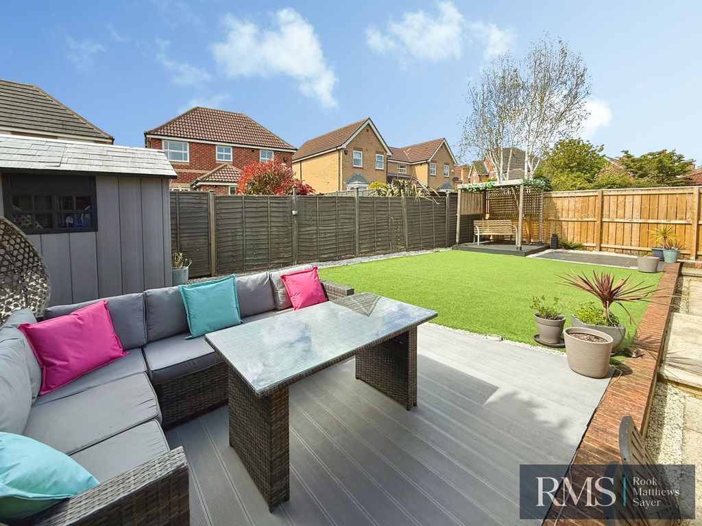 Property photo 2 of 16 Photo 17