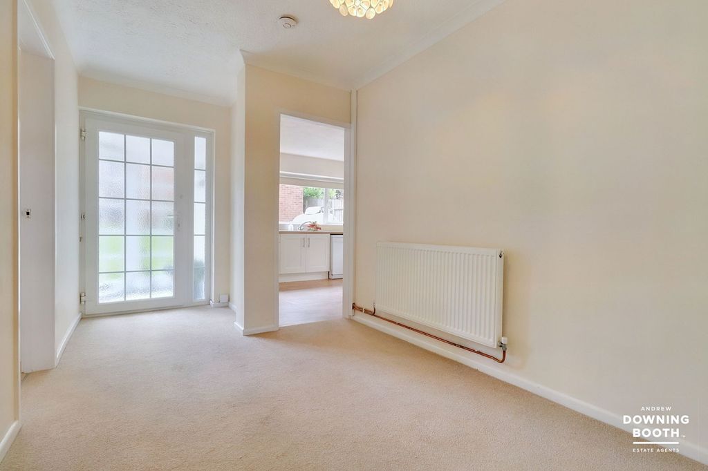 Property photo 3 of 23