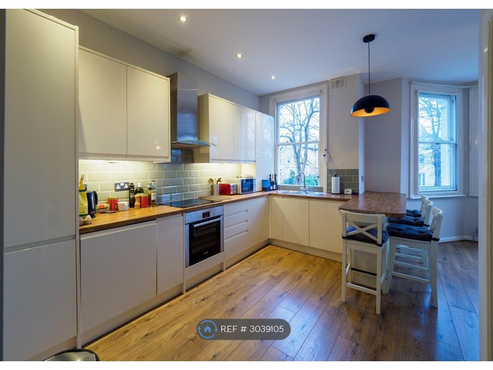 Property photo 1 of 25 Kitchen