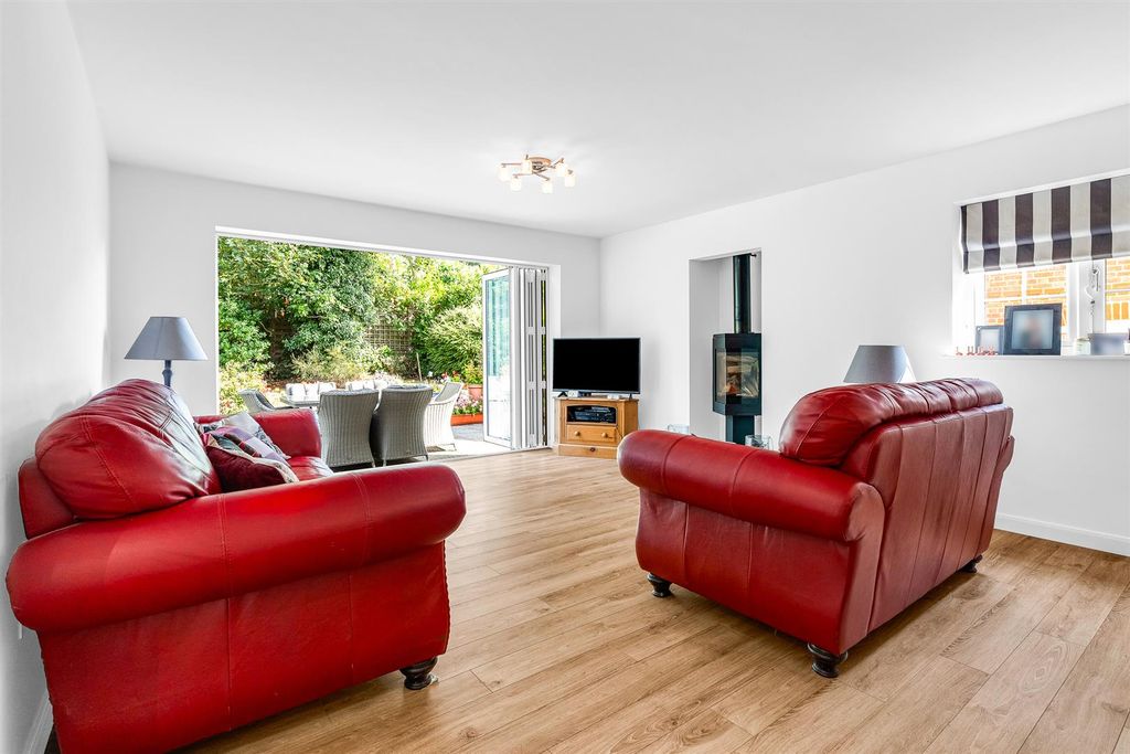 Property photo 3 of 29 Internal-5.Jpg