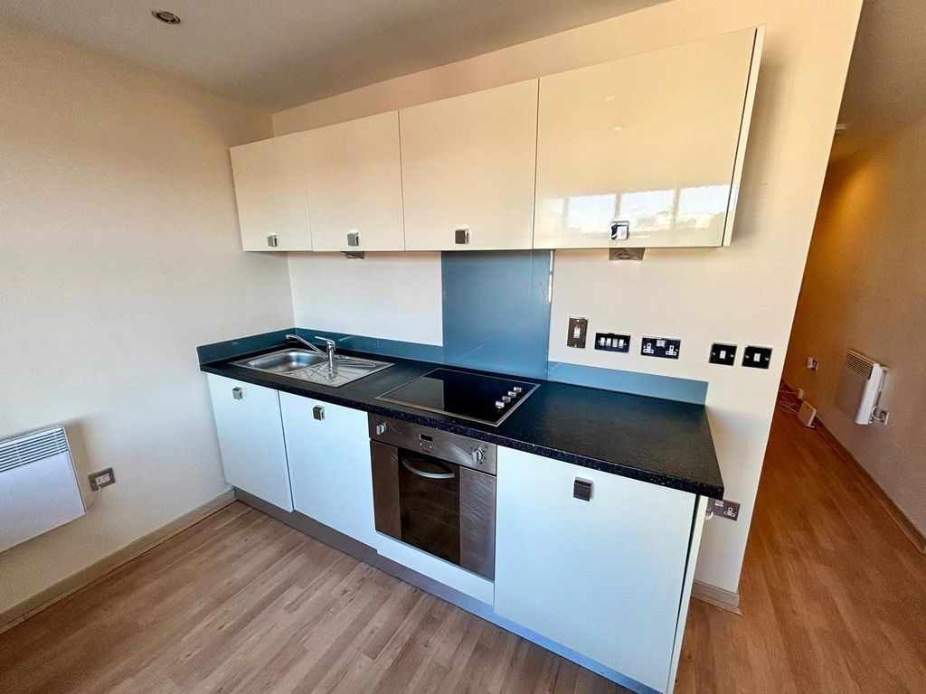 Property photo 2 of 8 Picture No. 04