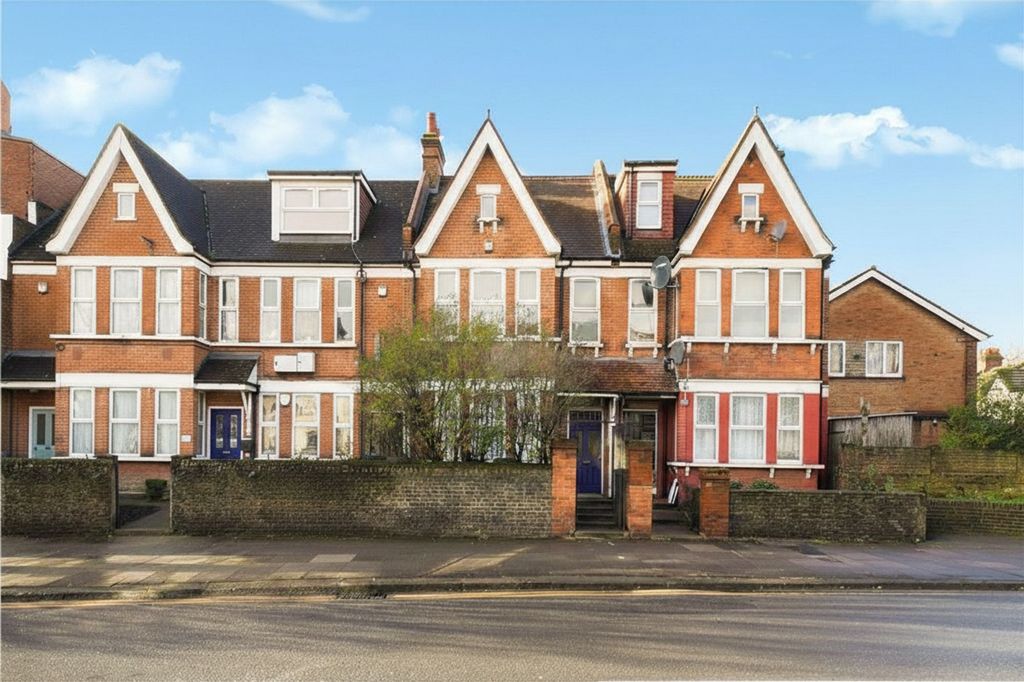 Property photo 1 of 9