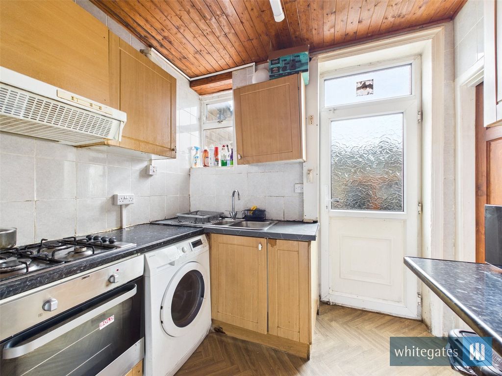 Property photo 3 of 11 Picture No. 05