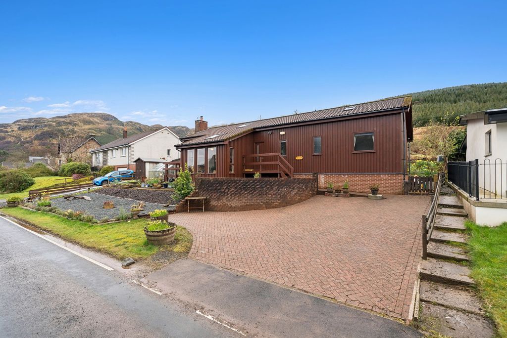 Property photo 1 of 37