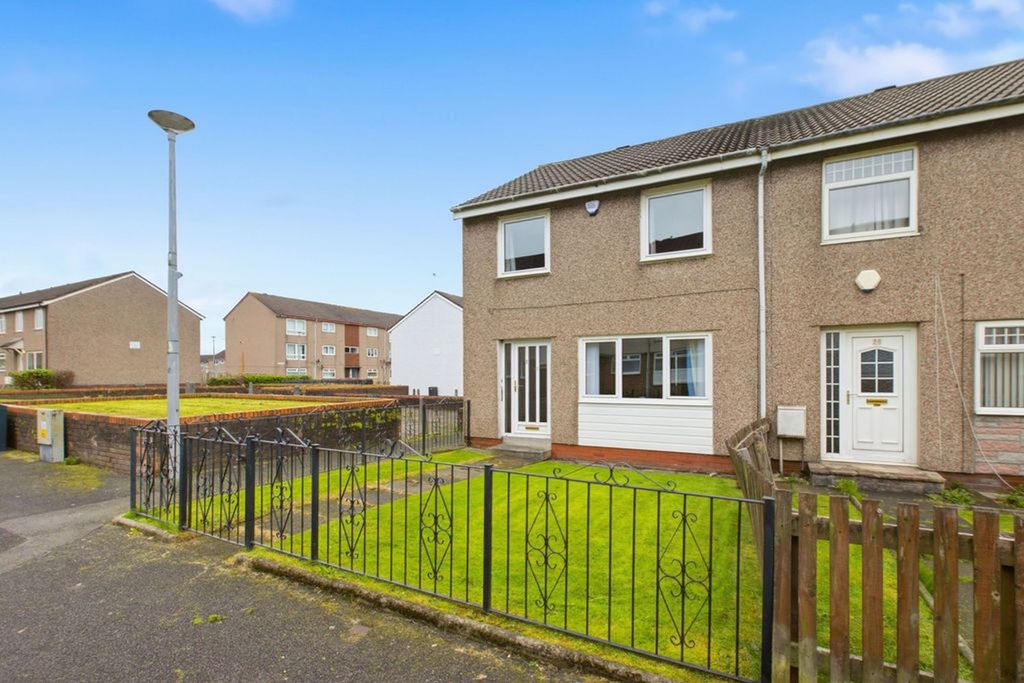 Property photo 2 of 23