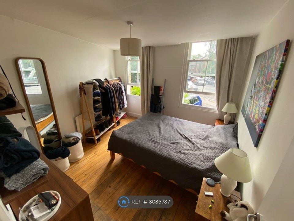 Property photo 3 of 4