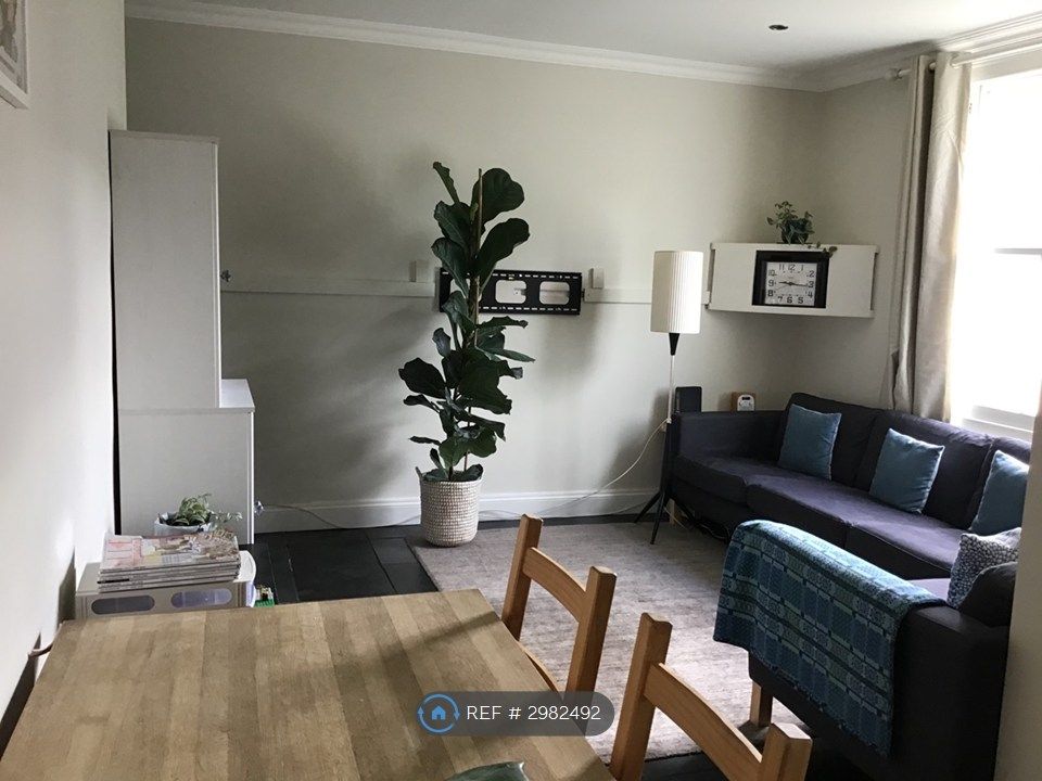 Property photo 2 of 14 Sitting Room/Diner
