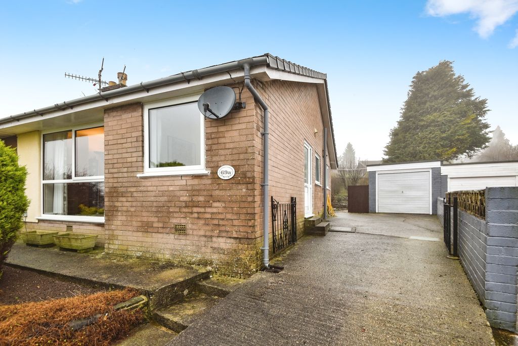 Property photo 2 of 20 19