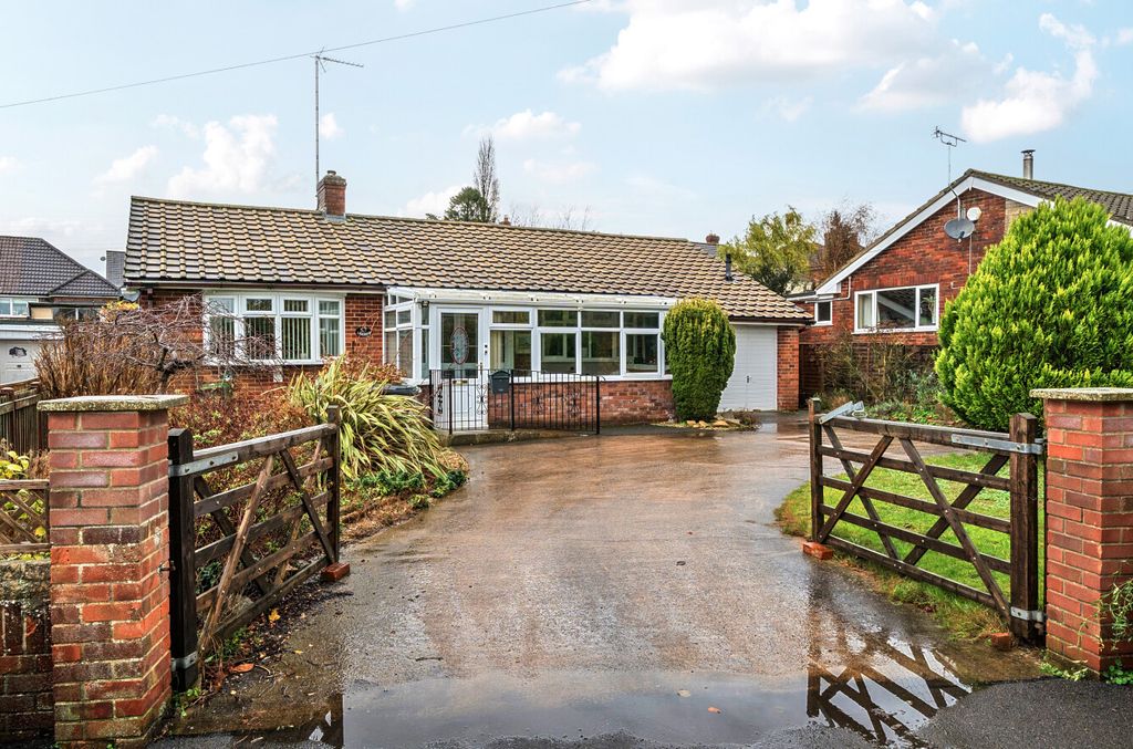 Property photo 1 of 16 1380299-21-6911E8...