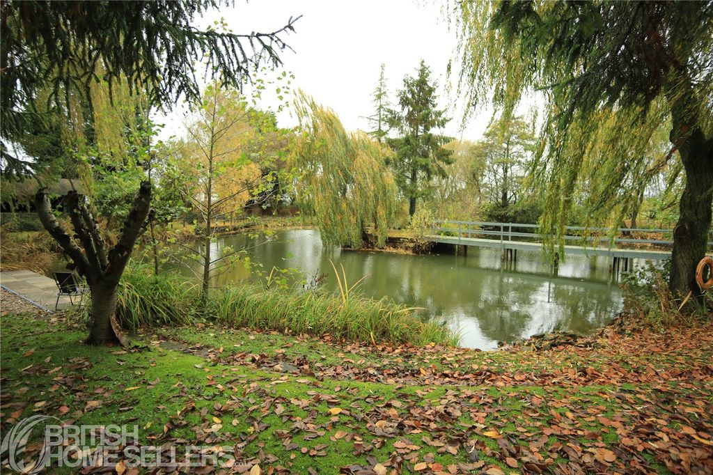 Property photo 2 of 20 Picture No. 06