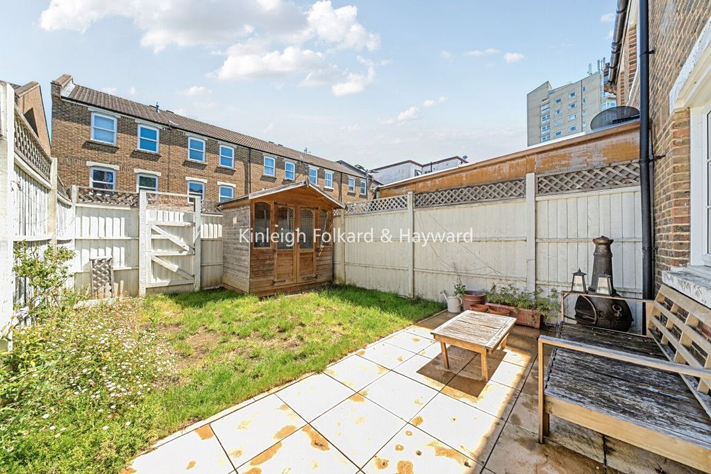 Property photo 3 of 18 Picture No. 02
