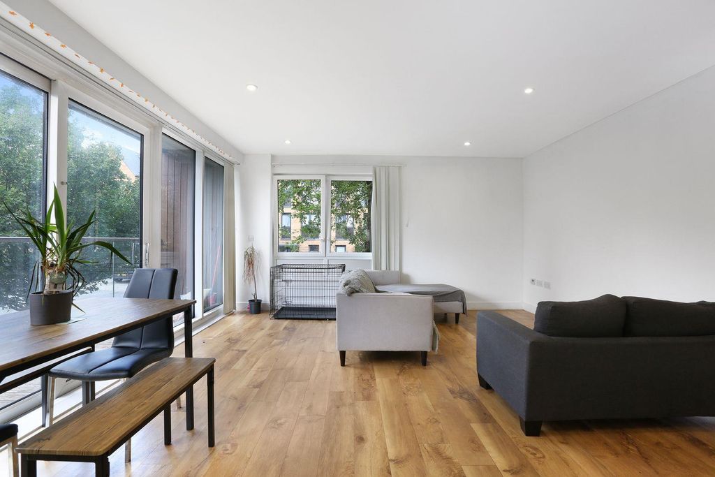 Property photo 1 of 13 Pn7Ert0W.Jpeg