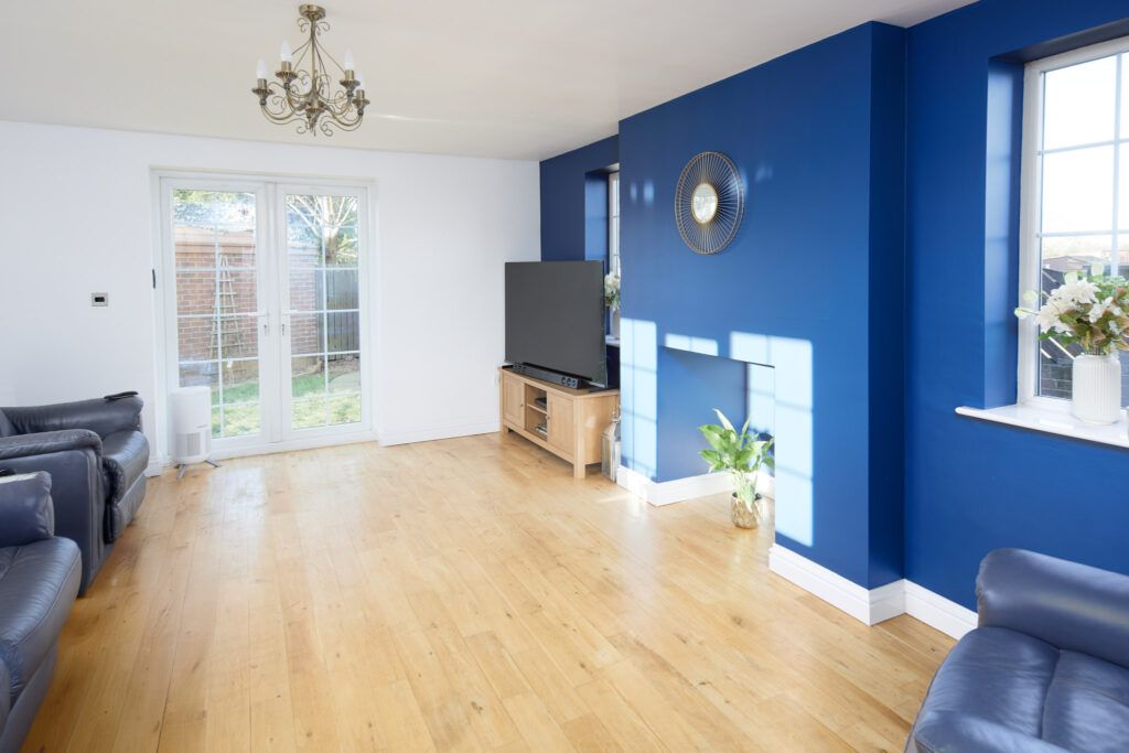 Property photo 2 of 32