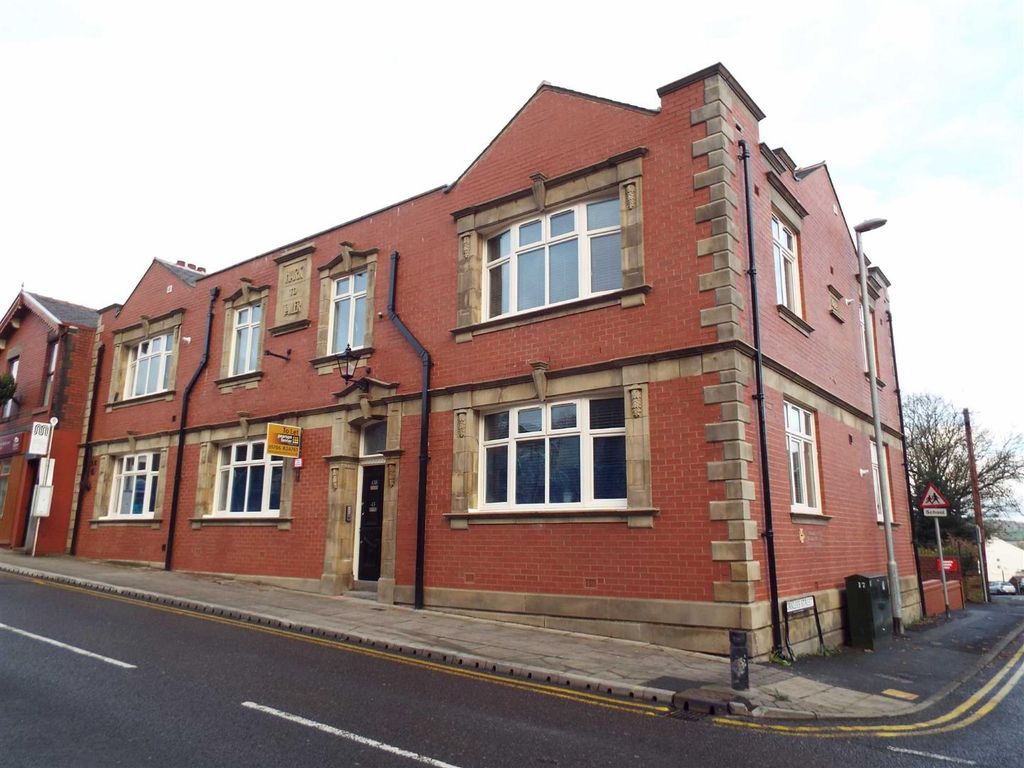 Property photo 1 of 9