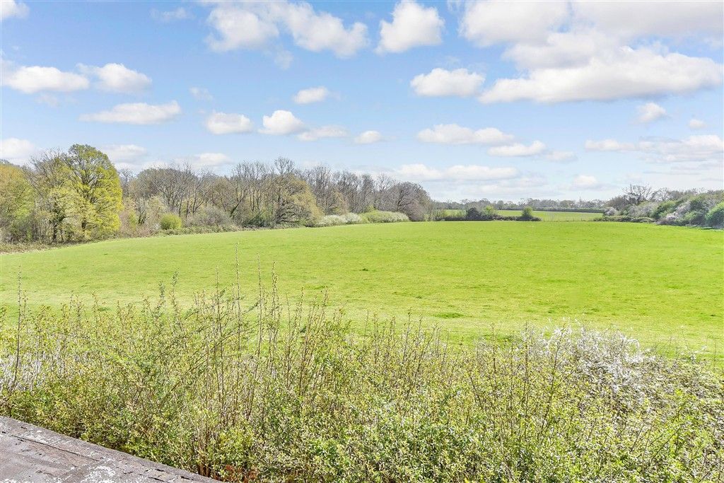 Property photo 2 of 11 Views To Side