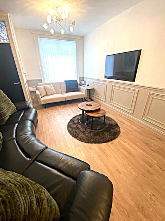 Property photo 3 of 12