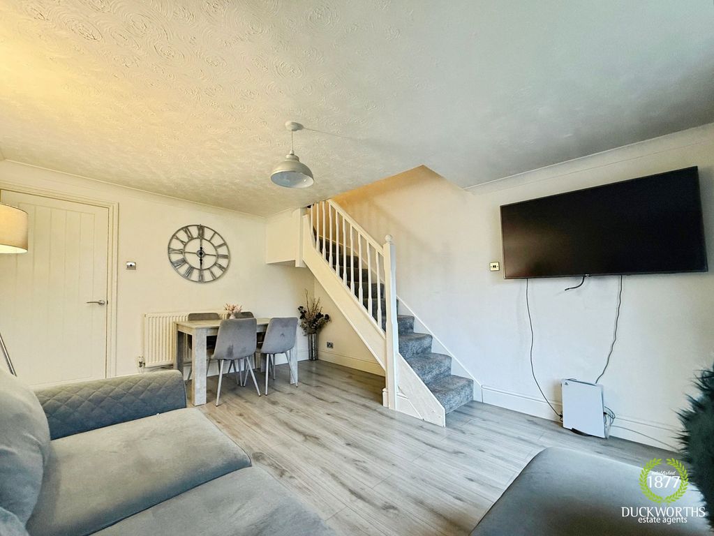 Property photo 2 of 22