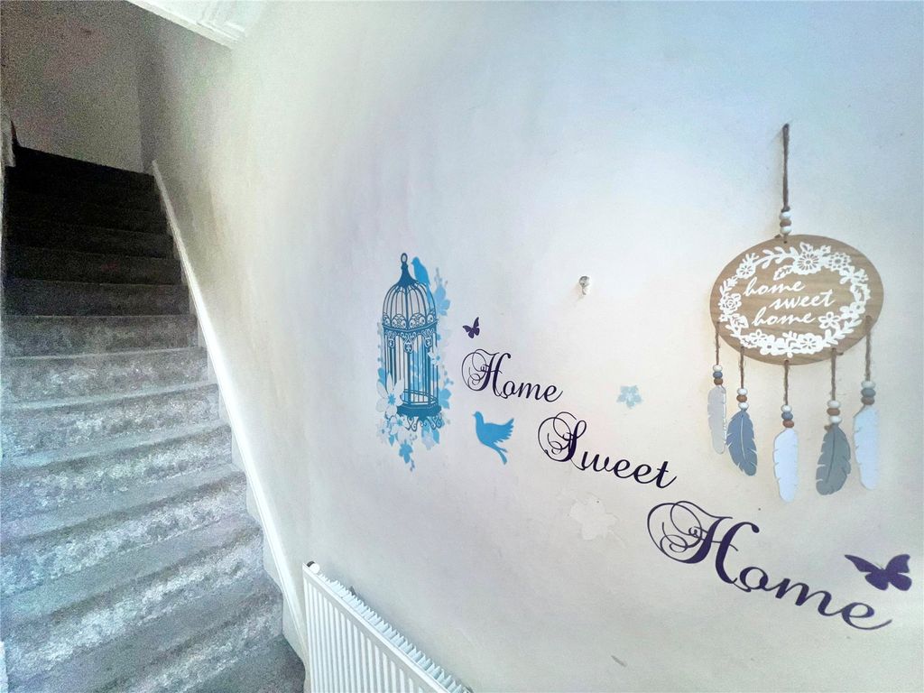 Property photo 2 of 11 Picture No. 12