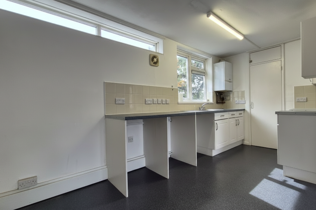 Property photo 3 of 5