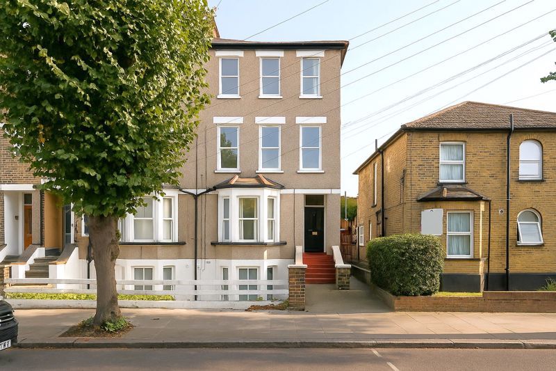 Property photo 1 of 6 External