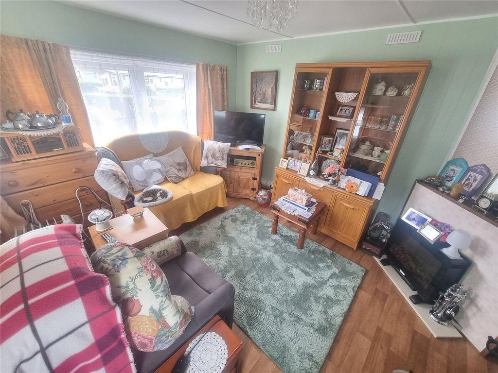Property photo 2 of 11 Picture No. 08