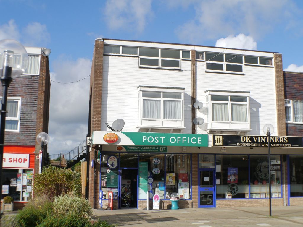 Property photo 1 of 7 Front (Main)