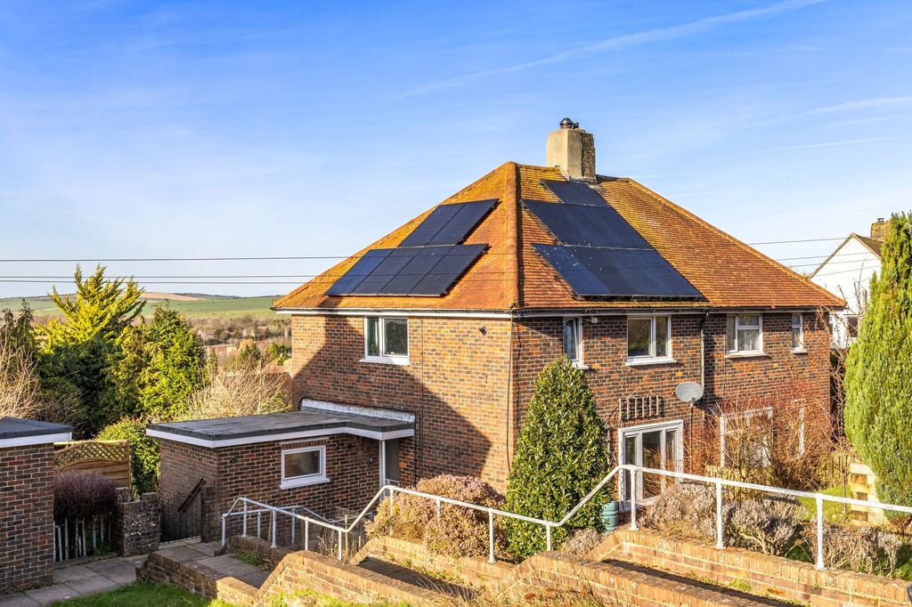 Property photo 1 of 24