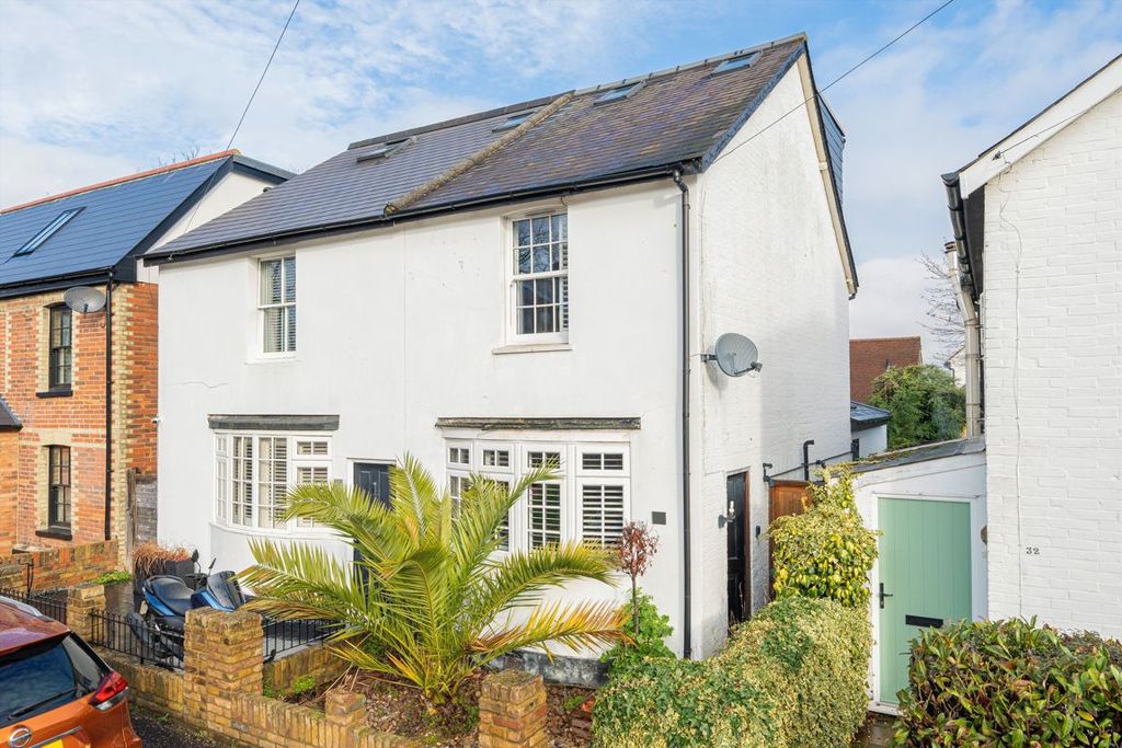 Property photo 1 of 8