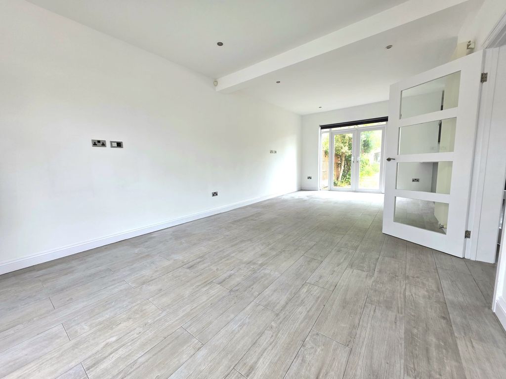 Property photo 3 of 10 Whatsapp Image 2025-06-25 At 15.34.44_d27B55B2