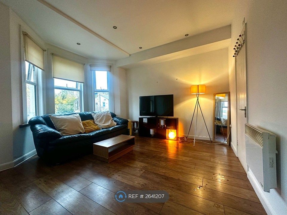 Property photo 2 of 9 Lounge