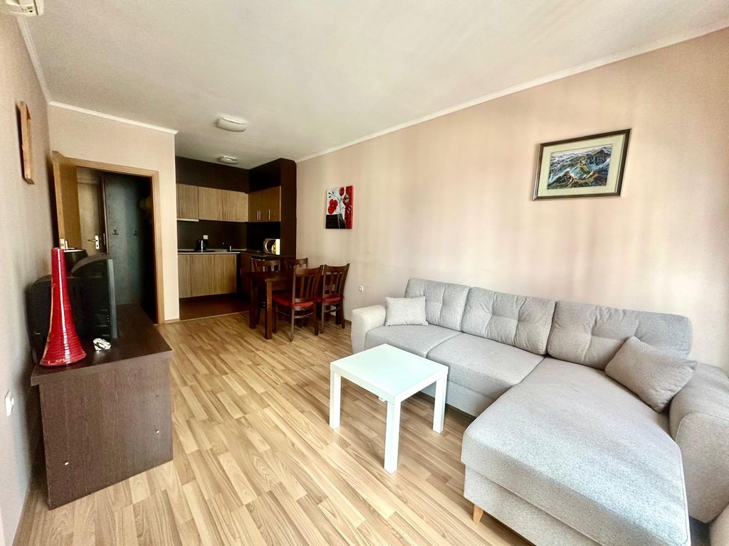 Property photo 2 of 12