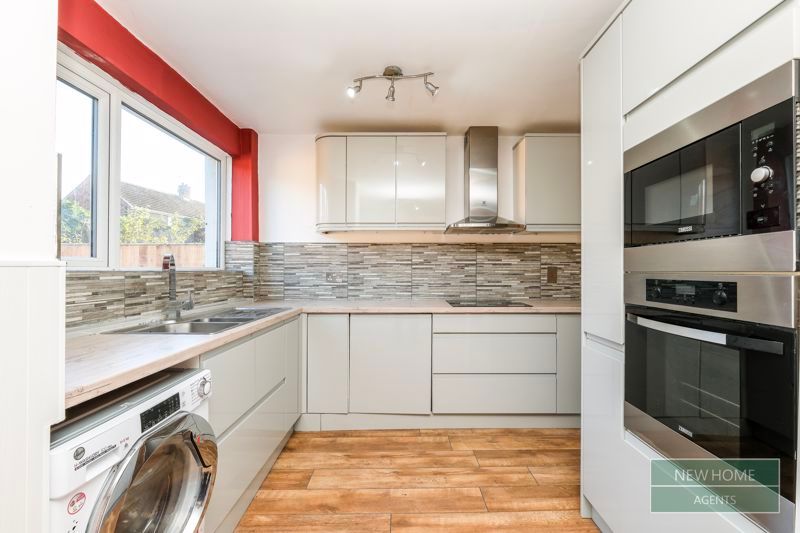 Property photo 3 of 18 Photo 28