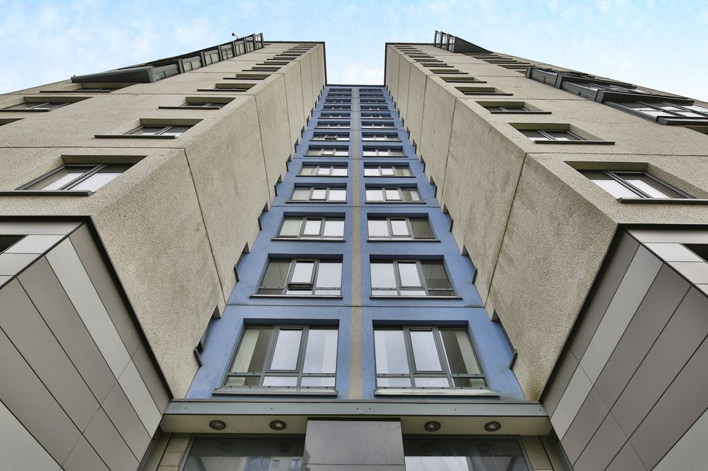 Property photo 2 of 15 Photography