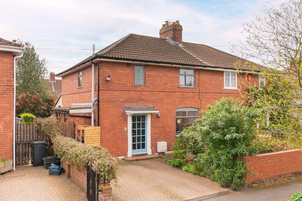 Property photo 2 of 40 1F9Ran - External B.Jpg