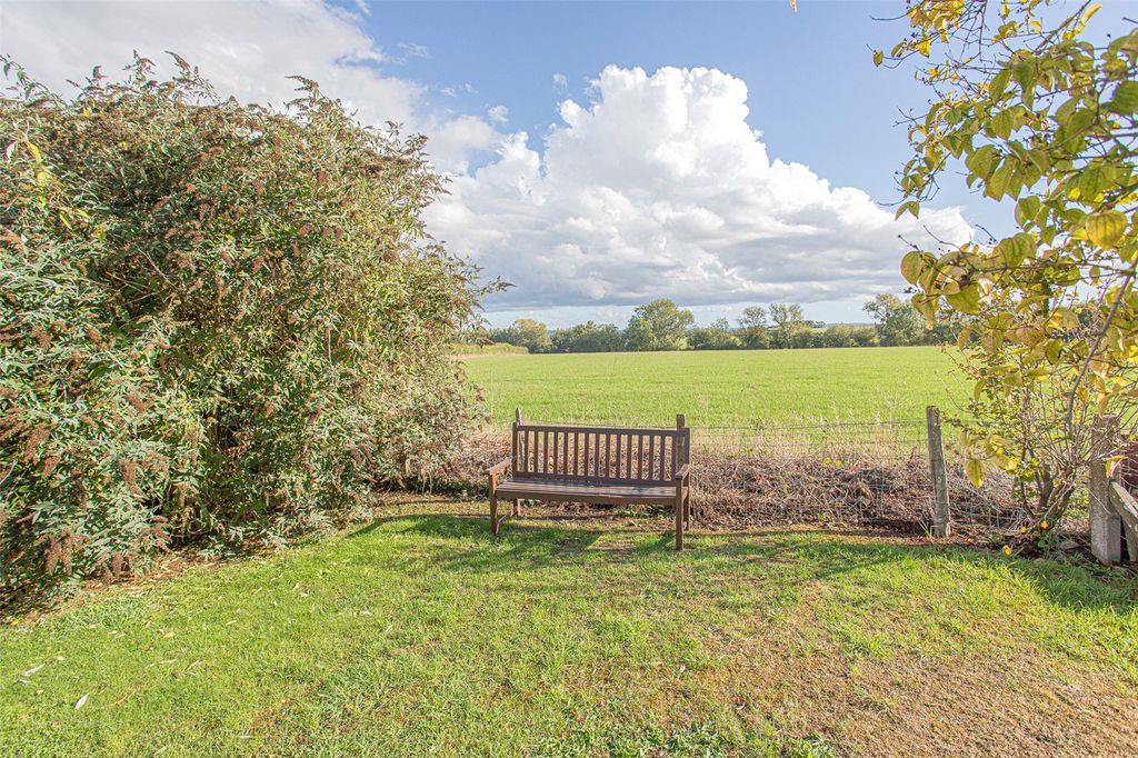 Property photo 3 of 20 Picture No. 05