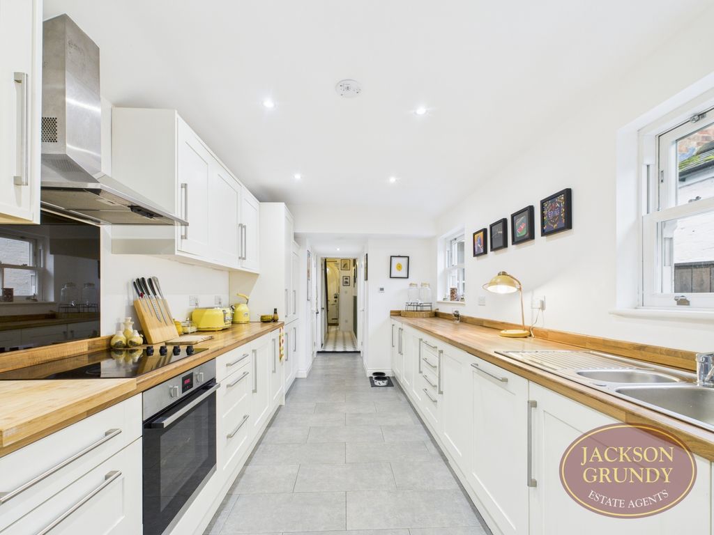 Property photo 2 of 29 York Road