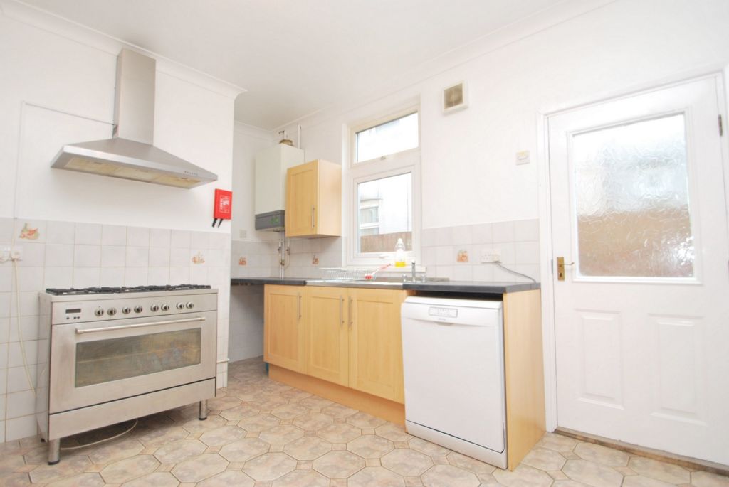 Property photo 3 of 14 Photo 10