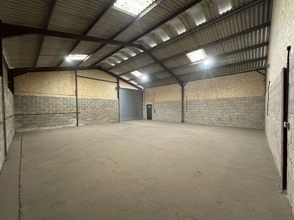 Property photo 3 of 11 Unit 7 Internal 2