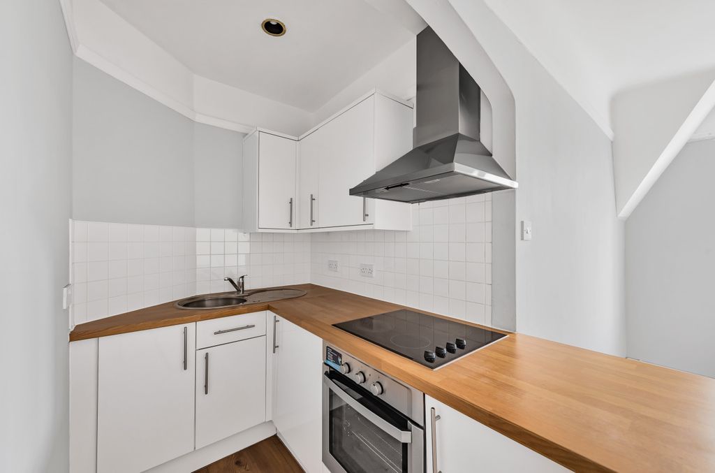 Property photo 3 of 8 890699 (4).Jpg