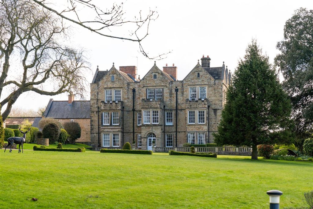 Additional image 98 of 7 bed detached house for salePark Hall, Parkhall Lane, Spinkhill, Sheffield S21