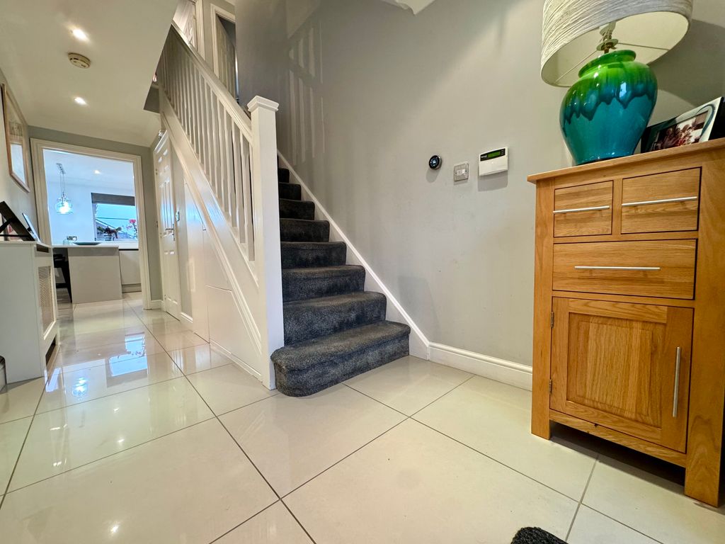 Property photo 2 of 34 Img_9546.Jpeg