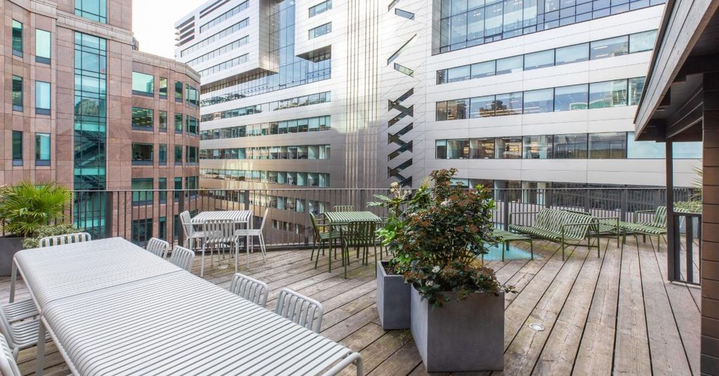 Property photo 3 of 6