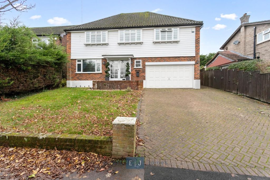 Property photo 1 of 16